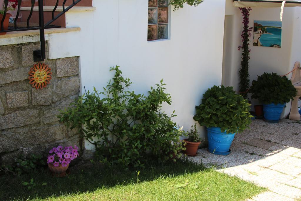 La Porta Sulla Costa San Pantaleo Exterior foto